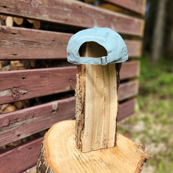 Michael Kors Unisex Adults Adjustable Baseball Cap Hat Seafoam One Size - Picture 5 of 6